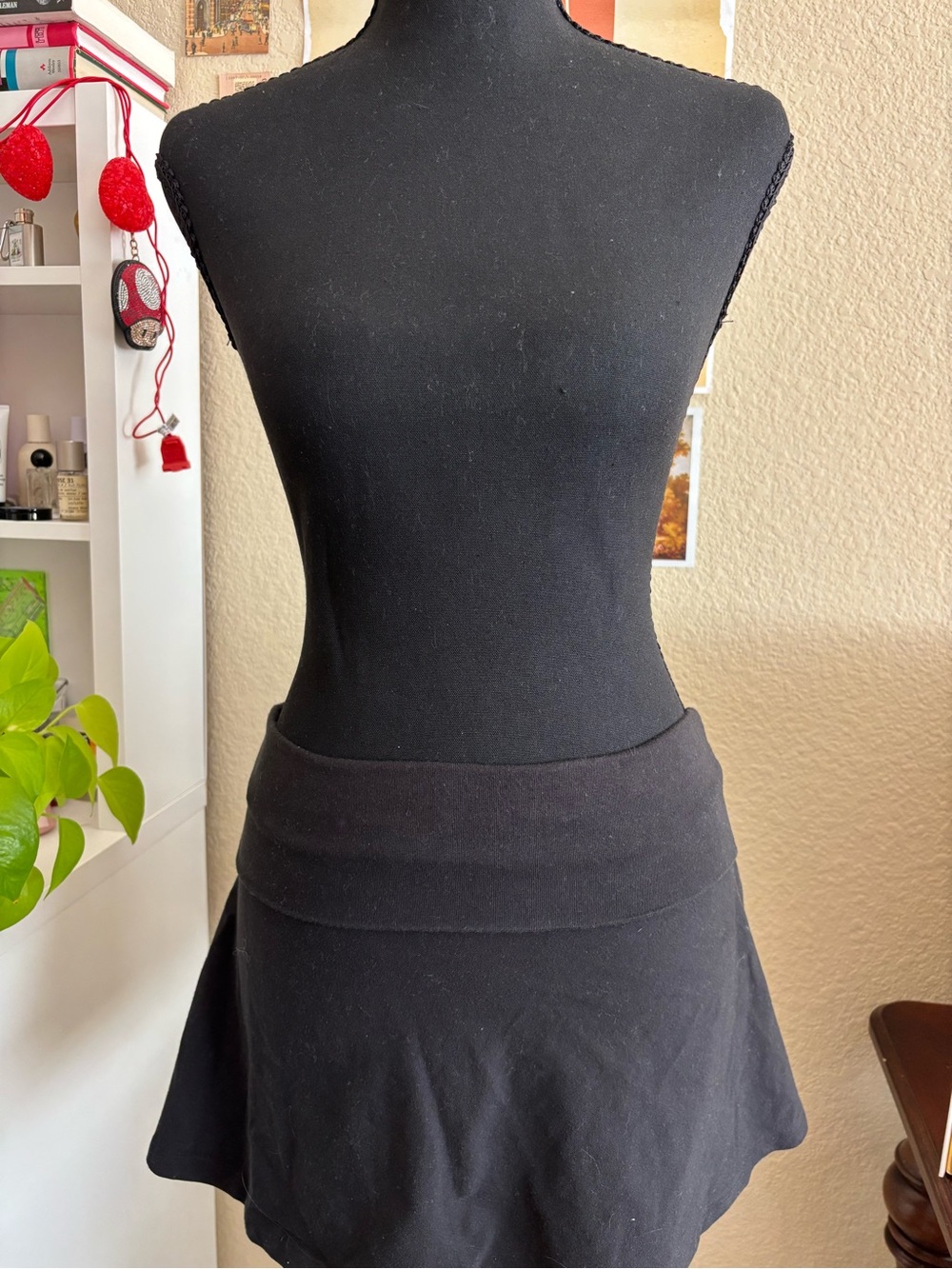 Brandy Melville Black Y2K Fold Over Skater Mini Skirt - Picture 4 of 7